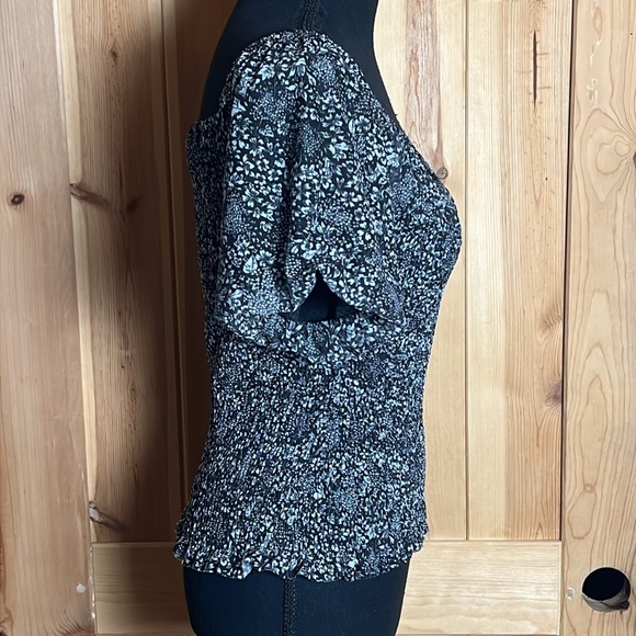 ANTHROPOLOGIE Aurelia Smocked Top - Picture 5 of 10